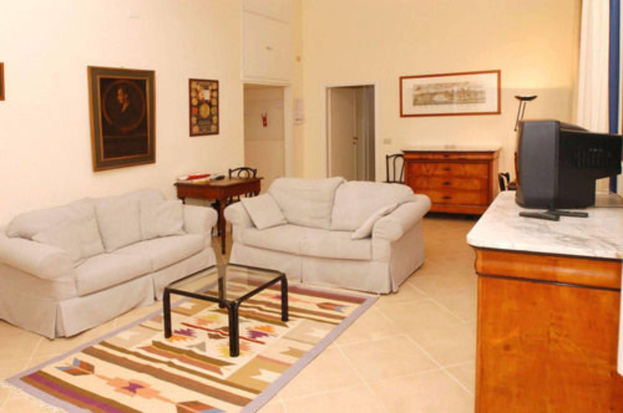 Residence Liberty Парма Екстериор снимка